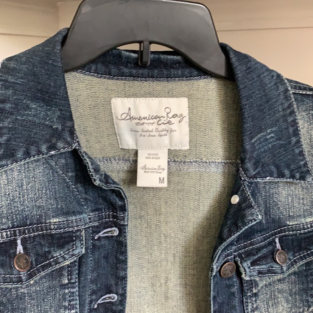 American Rag denim jacket. Size medium - Picture 3 of 5